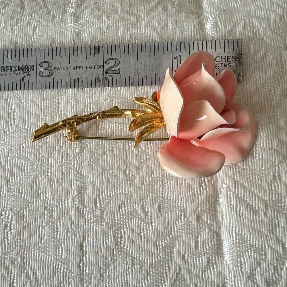 Vintage Lot of 4 Flower Enamel Shell Rose Basket Pin Brooch Porcelain 1930s-80’s